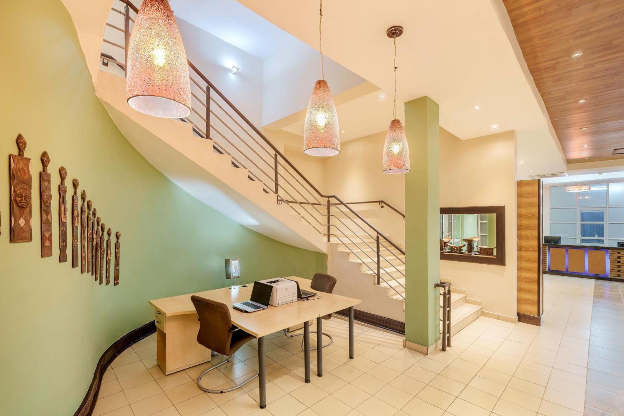 Protea Hotel By Marriott Lusaka Extérieur photo