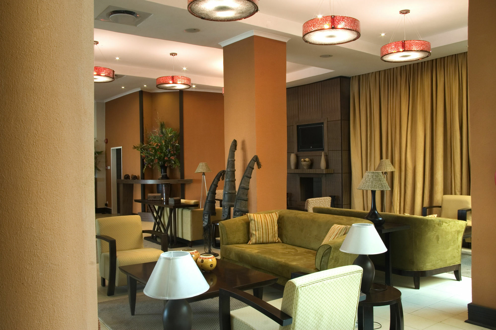 Protea Hotel By Marriott Lusaka Extérieur photo